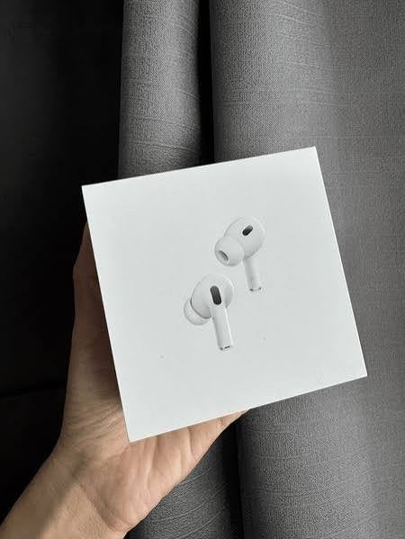 AirPods